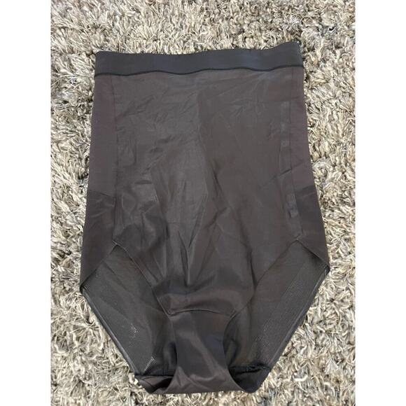 Miraclesuit M Shapewear Core Contour Hi-Waist Brief 2595 Black NEW - Picture 3 of 6